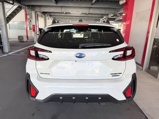 2023 Subaru Crosstrek III, белый, 1876000 рублей, вид 4