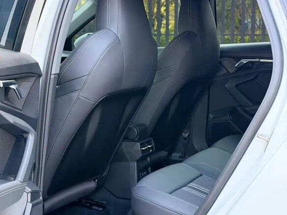 2023 Audi A3 Sportback 35 TFSI IV (8Y), белый, 1980007 рублей - вид 5