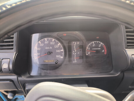 2008 Isuzu Elf (N-series), голубой, 990000 рублей, вид 1