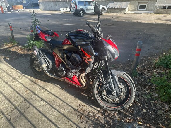 2014 Kawasaki Z 800, красный - вид 3