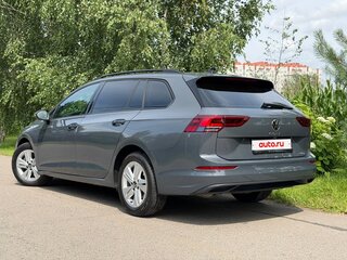 2023 Volkswagen Golf VIII, серый, 1900000 рублей, вид 2