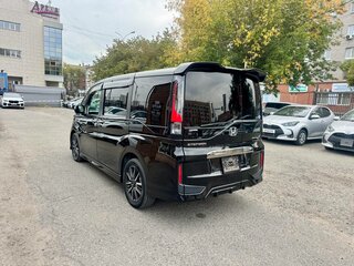 2017 Honda Stepwgn V Рестайлинг, чёрный, 1849000 рублей, вид 2