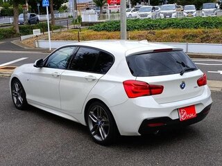 2017 BMW 1 серии 118i II (F20/F21) Рестайлинг, белый, 1480000 рублей, вид 5