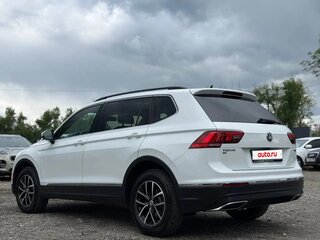 2021 Volkswagen Tiguan Allspace II, белый, 2600000 рублей, вид 3