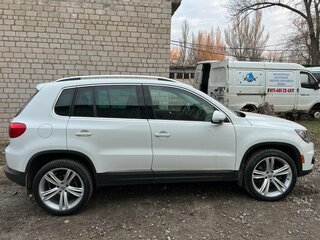 2014 Volkswagen Tiguan I Рестайлинг, белый, 1500000 рублей, вид 3