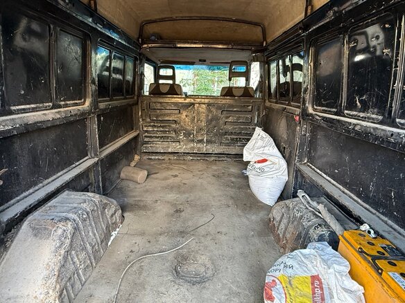 1992 Mercedes-Benz MB 100, чёрный, 150000 рублей - вид 9