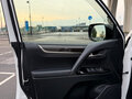 2018 Lexus LX 570 III Рестайлинг 2, белый, 9250000 рублей - вид 8