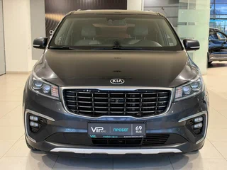2019 Kia Carnival III, серый, 2565000 рублей, вид 2