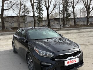 2020 Kia Forte III, чёрный, 1500000 рублей, вид 2