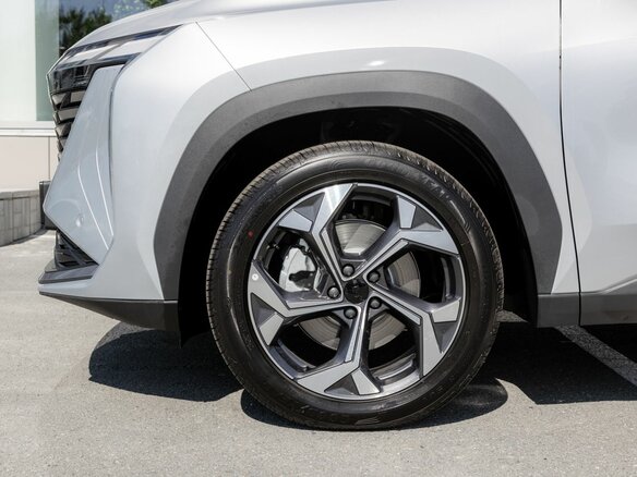 2026 Geely Atlas II, серебристый - вид 8