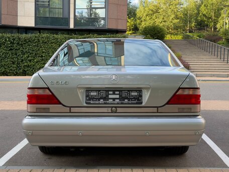 1997 Mercedes-Benz S-Класс 500 III (W140) Рестайлинг, серебристый, 12600000 рублей, вид 4