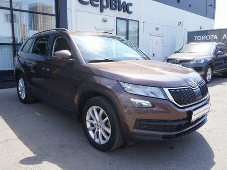 2018 Skoda Kodiaq I, коричневый, 2425000 рублей, вид 3