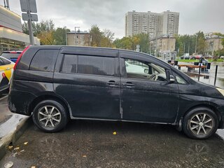 2010 Toyota ISis I Рестайлинг, чёрный, 880000 рублей, вид 2