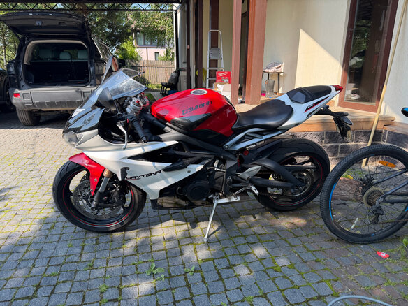 2014 Triumph Daytona 675, красный, 899000 рублей - вид 22
