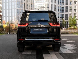 2026 Toyota Land Cruiser 300 Series, чёрный, 15200000 рублей, вид 5