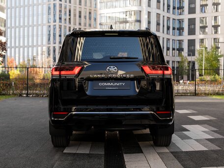 2026 Toyota Land Cruiser 300 Series, чёрный, 15200000 рублей, вид 5