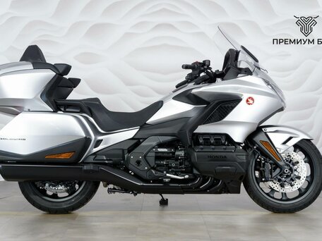 2025 Honda GL 1800 Gold Wing, серебристый, 3699000 рублей, вид 1