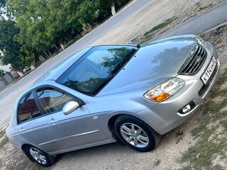 2007 Kia Cerato I Рестайлинг, серебристый, 560000 рублей, вид 4