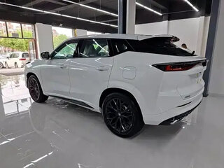 2026 Changan UNI-Z, белый, 2300000 рублей, вид 4