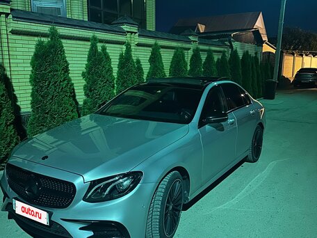2016 Mercedes-Benz E-Класс 200 V (W213, S213, C238), серебристый, 2400000 рублей, вид 1