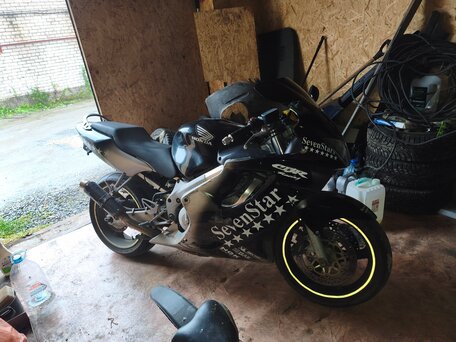 2001 Honda CBR 600F, чёрный, 350000 рублей, вид 1