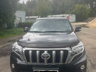 2016 Toyota Land Cruiser Prado 6-speed 150 Series Рестайлинг 1, чёрный, 4200000 рублей, вид 2