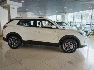 2025 KGM Korando, белый, 3800000 рублей, вид 4