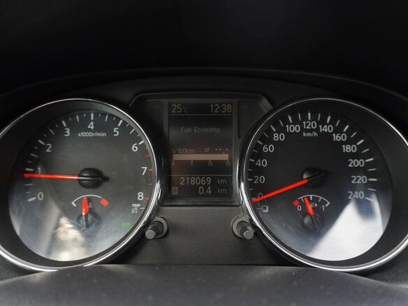 2010 Nissan Qashqai I Рестайлинг, фиолетовый, 739000 рублей - вид 8