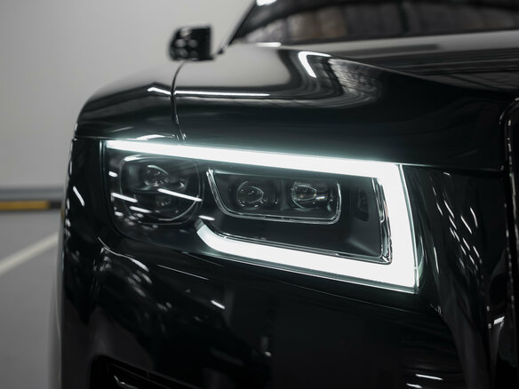 2023 Rolls-Royce Ghost Black Badge II (Series I), чёрный, 35000000 рублей - вид 5