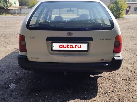 2000 Toyota Corolla VII (E100), белый, 200000 рублей, вид 4