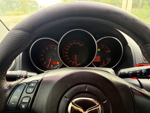 2006 Mazda 3 I (BK) Рестайлинг, красный, 400000 рублей - вид 7