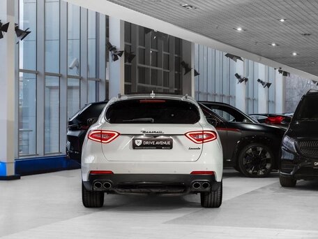 2017 Maserati Levante I, белый, 4150000 рублей, вид 5
