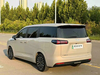 2025 Wuling Starlight 730, бежевый, 1700001 рублей, вид 5