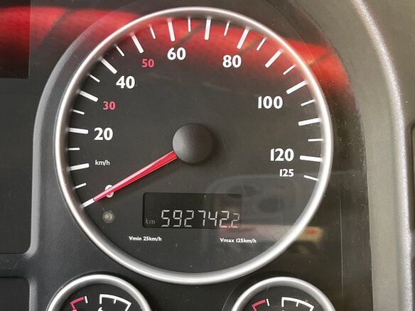 2007 MAN 18, белый, 1700000 рублей - вид 8