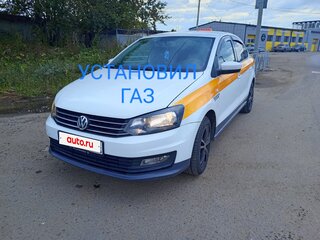 2019 Volkswagen Polo V Рестайлинг, белый, 800000 рублей, вид 2