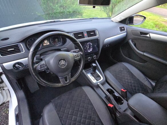 2013 Volkswagen Jetta VI, белый - вид 5