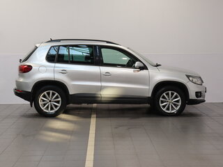 2015 Volkswagen Tiguan I Рестайлинг, серебристый, 1529000 рублей, вид 5