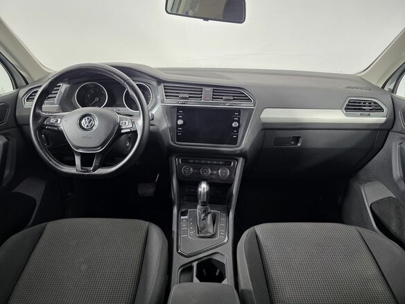 2019 Volkswagen Tiguan II, белый, 1800000 рублей - вид 19