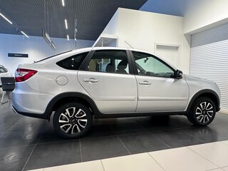 2026 Lada (ВАЗ) Granta Active Cross I Рестайлинг, серебристый, 1411000 рублей, вид 2