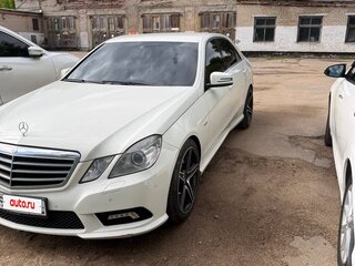 2010 Mercedes-Benz E-Класс 200 5G-Tronic IV (W212, S212, C207), белый, 1400000 рублей, вид 3