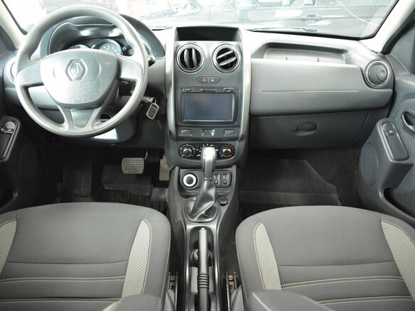 2017 Renault Duster I Рестайлинг, белый, 1355000 рублей - вид 9