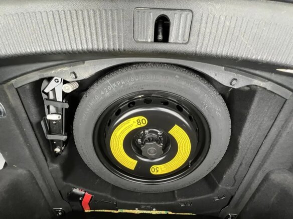2015 Audi A8 III (D4) Рестайлинг, чёрный, 2336000 рублей - вид 6