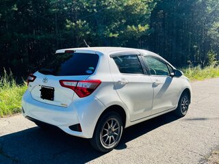 2019 Toyota Vitz III (XP130) Рестайлинг 2, белый, 1200000 рублей, вид 5