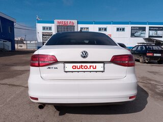 2015 Volkswagen Jetta VI Рестайлинг, белый, 750000 рублей, вид 4
