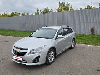 2013 Chevrolet Cruze I Рестайлинг, серебристый, 750000 рублей, вид 1
