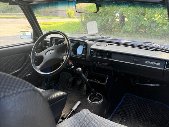 2010 Lada (ВАЗ) 2105, синий, 100000 рублей - вид 6