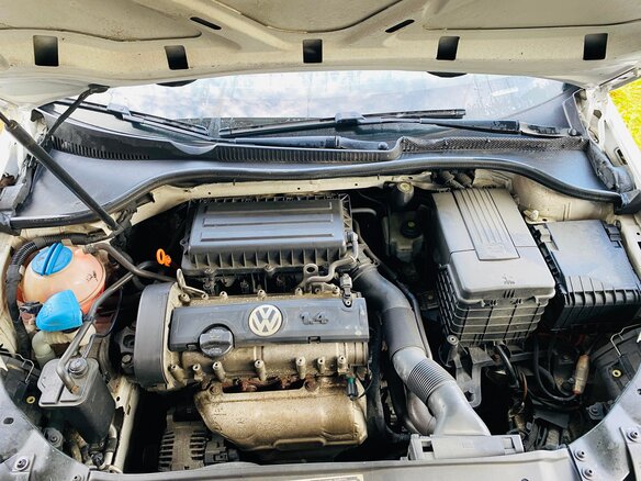 2012 Volkswagen Golf VI, белый, 740000 рублей - вид 8