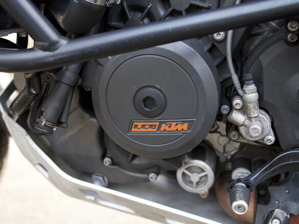 2017 KTM 1290 Super Adventure S, оранжевый, 1300000 рублей - вид 11
