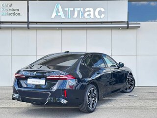 2025 BMW 5 серии Long 530Li xDrive VIII (G60/G61/G68), чёрный, 8490000 рублей, вид 5