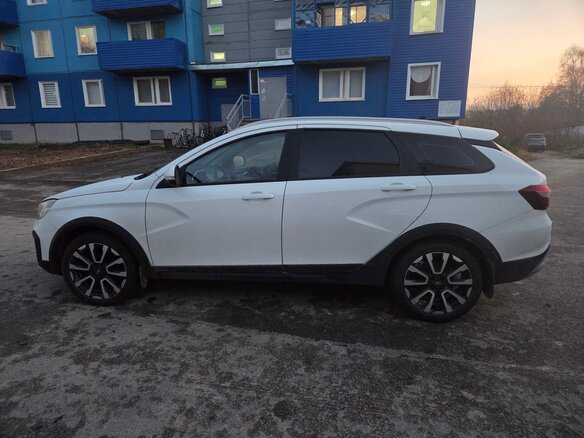 2024 Lada (ВАЗ) Vesta SW I Рестайлинг (NG), белый, 1450000 рублей - вид 7